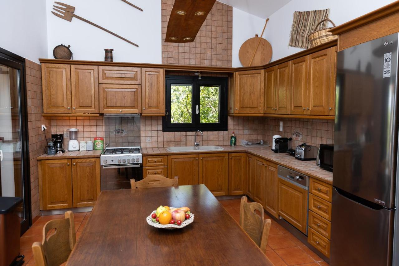 Kouvelia Country Home Luxury Villa Rental Nerotriviá Exterior foto